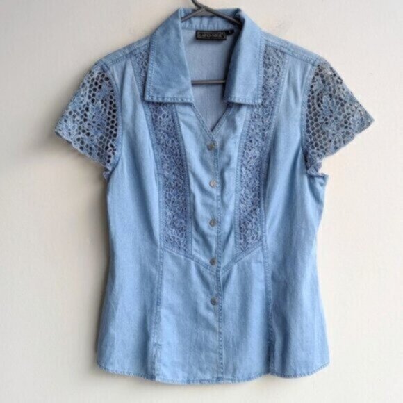 Lafei Nier crochet 100% cotton chambray short sleeve button down blouse - Picture 1 of 8